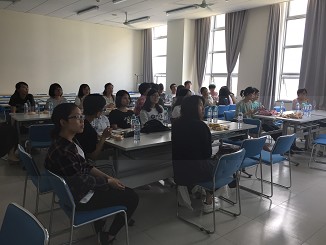 論實習生的形象與禮儀――伟德BETVLCTOR明德導師團系列活動