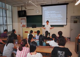 “選擇”的真谛――記2014級新生講堂