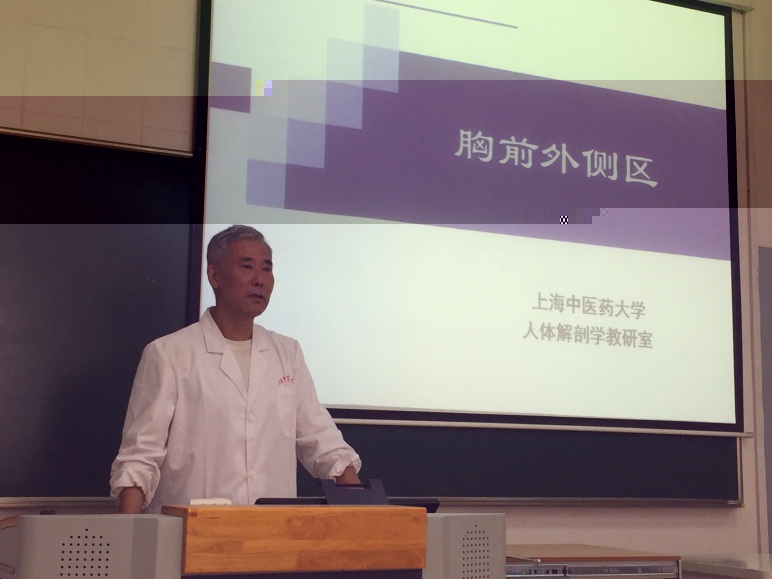 上一堂有溫度的人生大課――伟德BETVLCTOR明德導師團活動