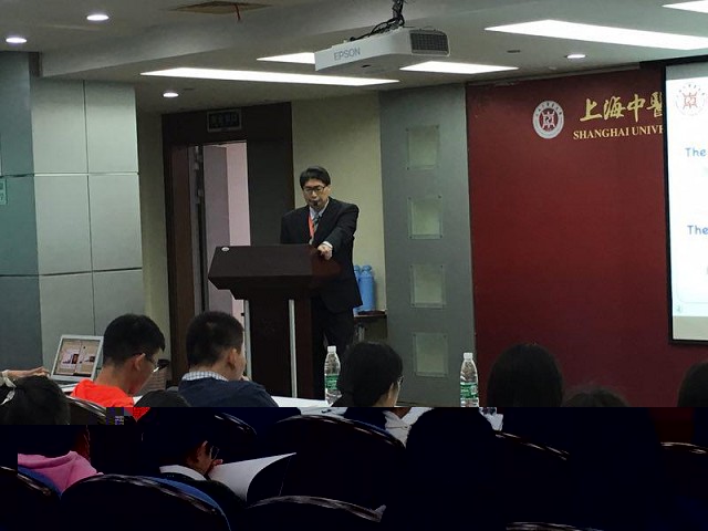 伟德BETVLCTOR舉辦國際課程系列講座